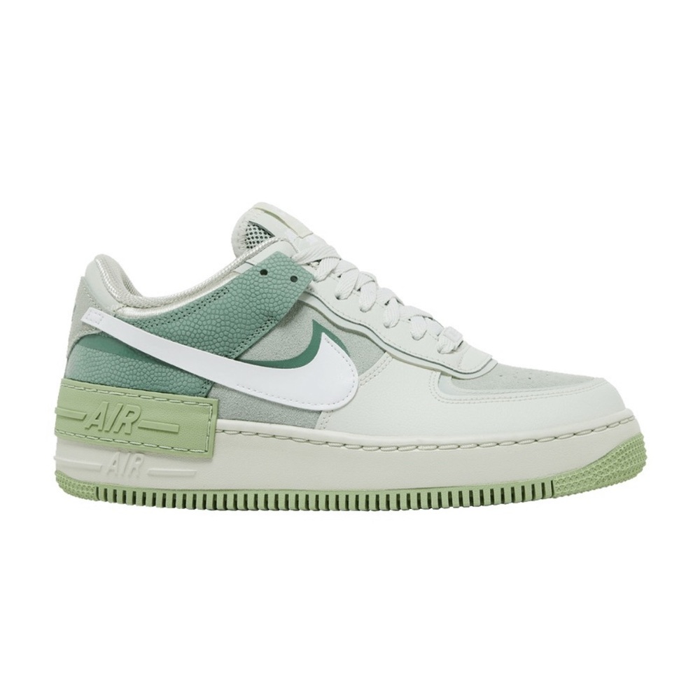 Nike Air Force 1 Shadow in Pistachio